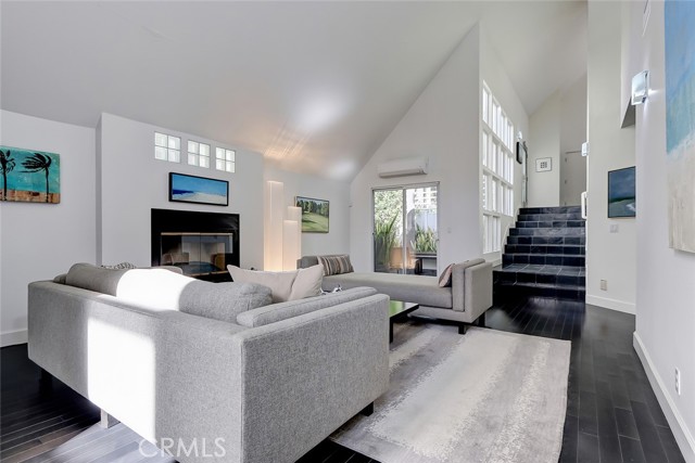 636 27th Street, Manhattan Beach, California 90266, 4 Bedrooms Bedrooms, ,3 BathroomsBathrooms,Residential,Sold,27th,SB21265016