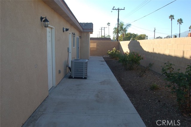 Detail Gallery Image 19 of 19 For 17554 Owen St #2,  Fontana,  CA 92335 - 3 Beds | 2 Baths