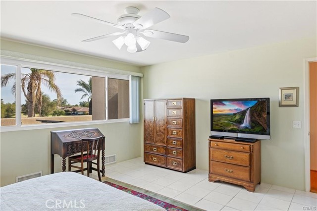 Image 11 of 24 For 21 Colonial  