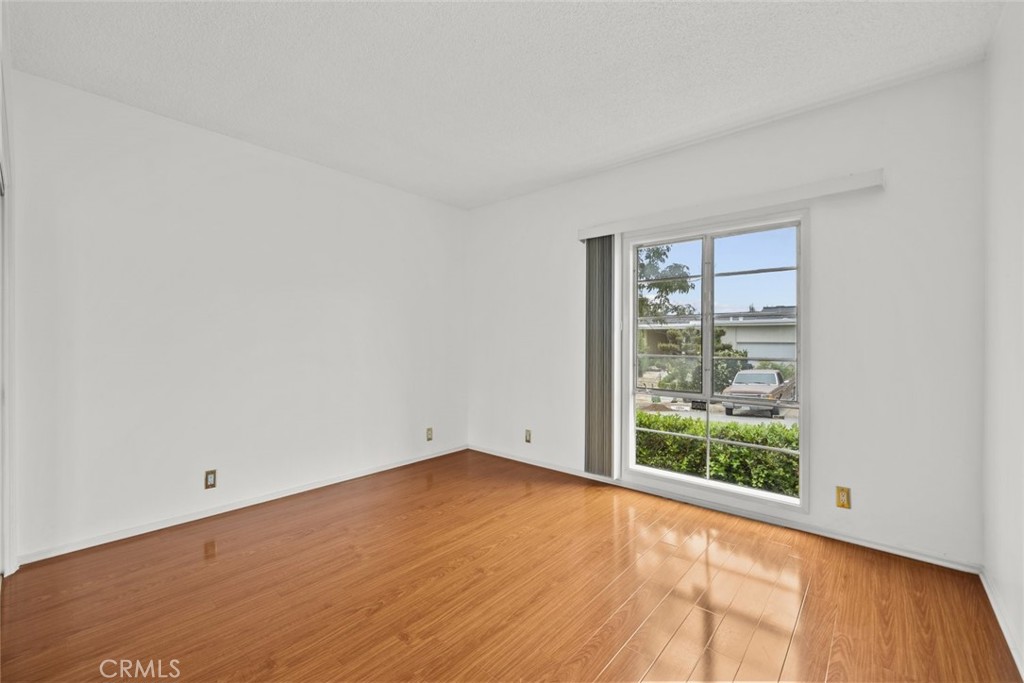 MLS #GD25111398 img 34