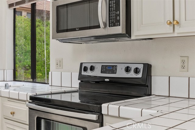 Detail Gallery Image 18 of 46 For 12855 via Moura, San Diego,  CA 92128 - 2 Beds | 2 Baths