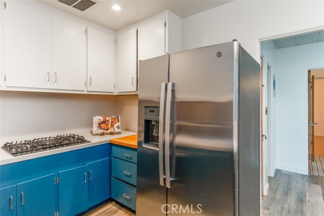 Detail Gallery Image 6 of 40 For 254 S Berkeley Ave, Pasadena,  CA 91107 - 4 Beds | 2 Baths