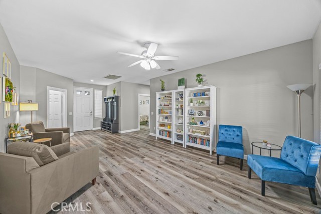 Detail Gallery Image 17 of 52 For 1251 Stepstone Ct, Hemet,  CA 92545 - 5 Beds | 3 Baths