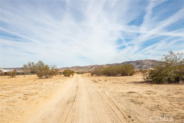 4700 Sun Oro Road, Joshua Tree, California 92252, ,Land,For Sale,4700 Sun Oro Road,CRJT21252691