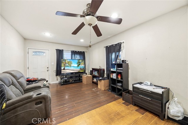 Detail Gallery Image 8 of 10 For 1039 E Elma, Ontario,  CA 91764 - 3 Beds | 1 Baths