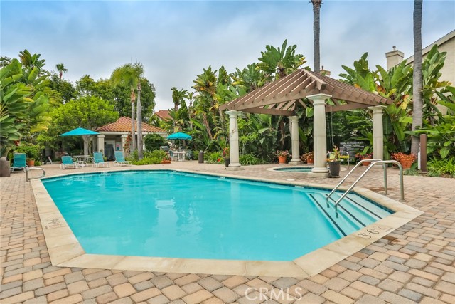 4752 Tiara Drive, Huntington Beach CA: https://media.crmls.org/medias/d16a6b6a-7724-43f2-a93f-41e286a3da30.jpg