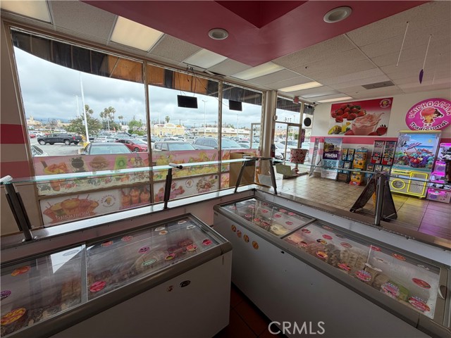 716 E Arrow Highway, Pomona CA: https://media.crmls.org/medias/d16bc1a5-847f-4e0a-b92f-7d92f09ba320.jpg