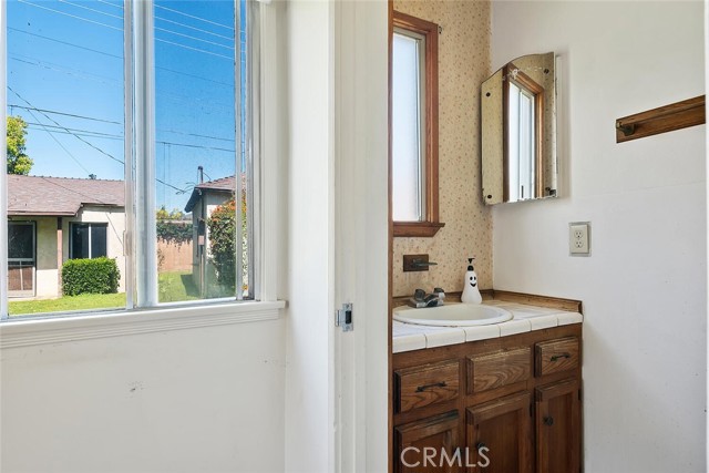 Detail Gallery Image 17 of 33 For 857 Norton Ave, Glendale,  CA 91202 - 3 Beds | 1/1 Baths