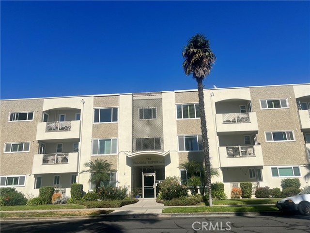 3101 E 2nd Street, Long Beach CA: https://media.crmls.org/medias/d16caf33-e0e4-4a9c-9d49-3e068fefcdfb.jpg