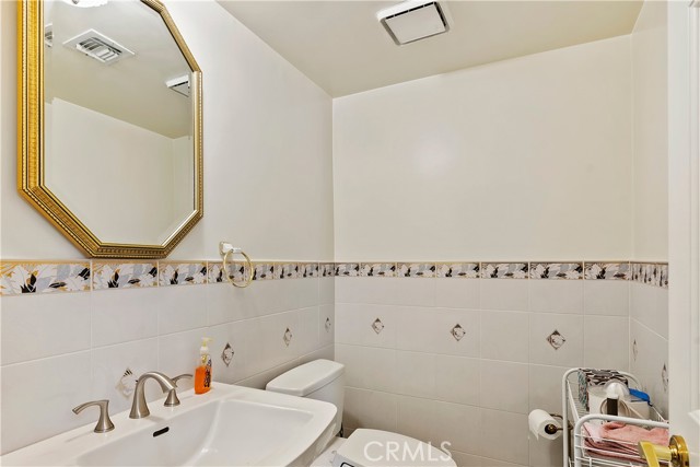 Detail Gallery Image 32 of 45 For 1323 Branta Dr, Glendale,  CA 91208 - 3 Beds | 3/1 Baths