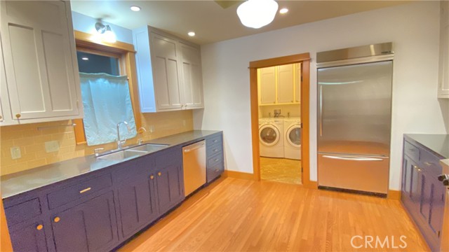 Detail Gallery Image 6 of 29 For 53300 Meadow Dr, Idyllwild,  CA 92549 - 3 Beds | 2/1 Baths