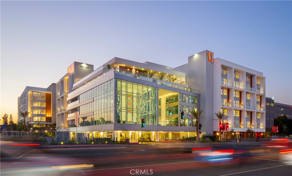 6235 Topanga Canyon Blvd Street #517