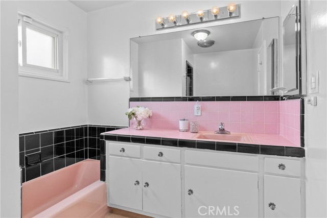 12319 Aneta Street, Culver City CA: https://media.crmls.org/medias/d16d38f8-de1b-4207-9183-f692b97ec786.jpg