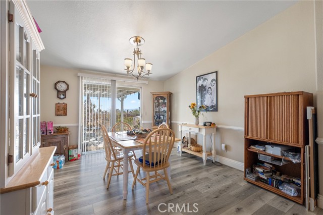 Detail Gallery Image 12 of 50 For 4837 Avalon, Yucca Valley,  CA 92284 - 4 Beds | 2/1 Baths