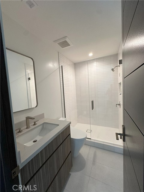 Detail Gallery Image 15 of 36 For 230 2nd St, Huntington Beach,  CA 92648 - 3 Beds | 3/2 Baths