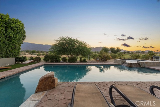 55675 Turnberry Way, La Quinta CA: https://media.crmls.org/medias/d16fa435-ca70-48b4-a858-45a34f723443.jpg