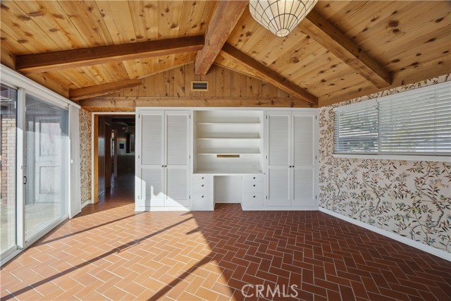 25 Buena Vista Avenue, San Luis Obispo CA: https://media.crmls.org/medias/d16ffdb5-ab86-4fa2-b234-4d7179af2fc7.jpg