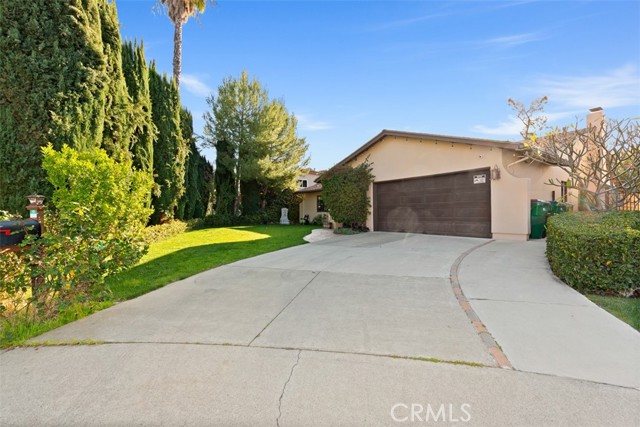 24911 Via Santa Cruz, Mission Viejo CA: https://media.crmls.org/medias/d170a055-c75e-4532-a85e-97c91257f48c.jpg