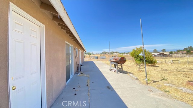 Detail Gallery Image 3 of 31 For 17063 Anaconda Rd, Madera,  CA 93636 - 3 Beds | 2 Baths