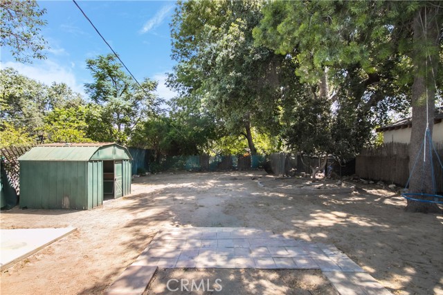 Detail Gallery Image 16 of 18 For 7516 Milwood Ave, Canoga Park,  CA 91303 - 2 Beds | 1 Baths