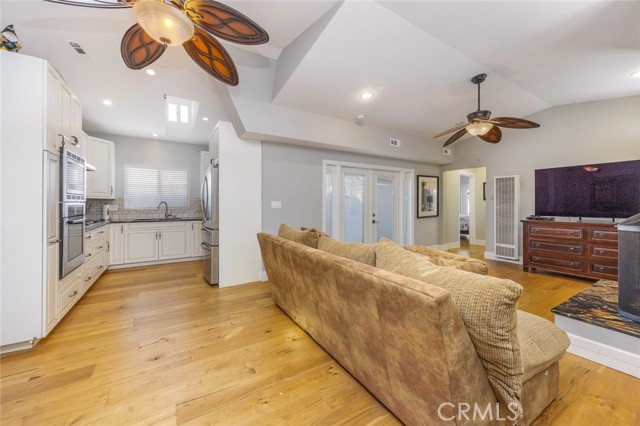 Detail Gallery Image 8 of 40 For 16512 23rd St, Sunset Beach,  CA 90742 - 3 Beds | 3 Baths