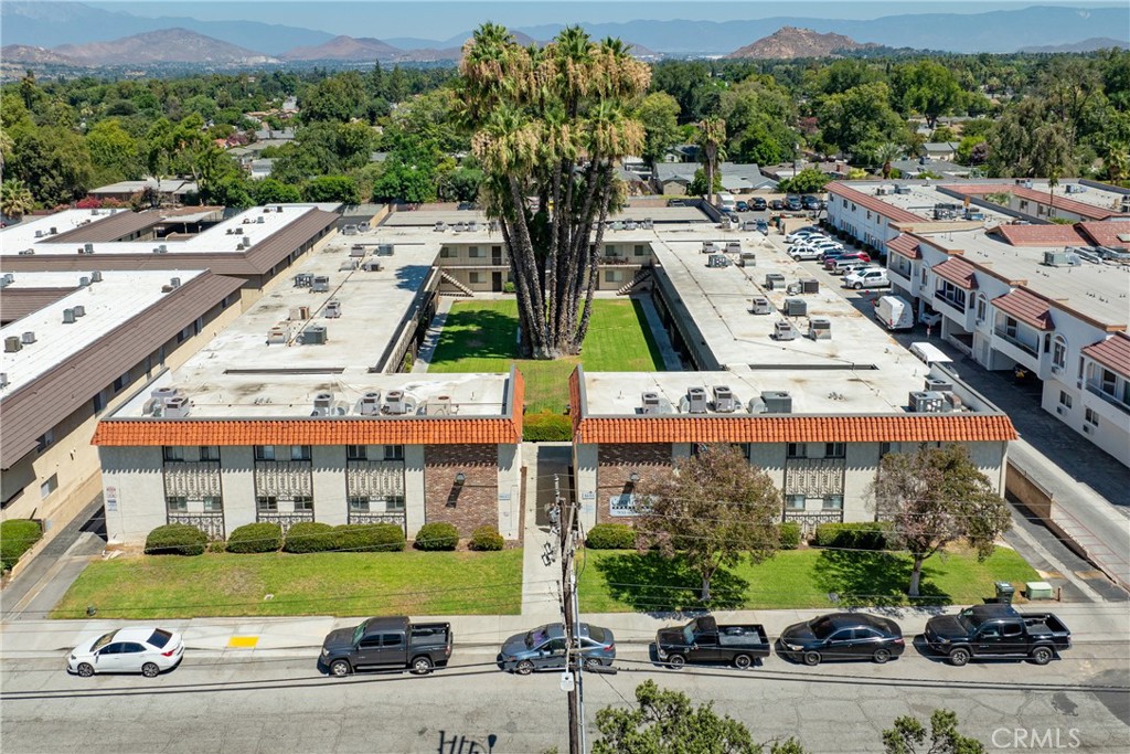 MLS #SB25065506 img 2