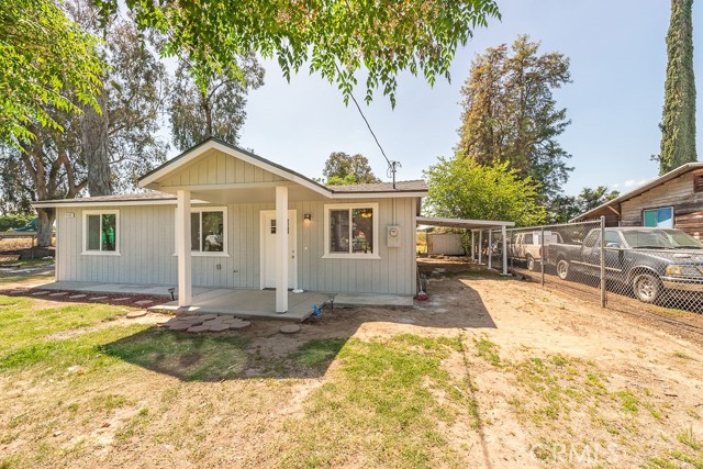 Detail Gallery Image 2 of 14 For 5145 N Polk Ave, Fresno,  CA 93722 - 3 Beds | 2 Baths