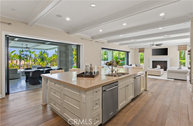 121 Amber Sky, Irvine CA: https://media.crmls.org/medias/d17345e5-f58a-4f07-b162-30f5db132400.jpg