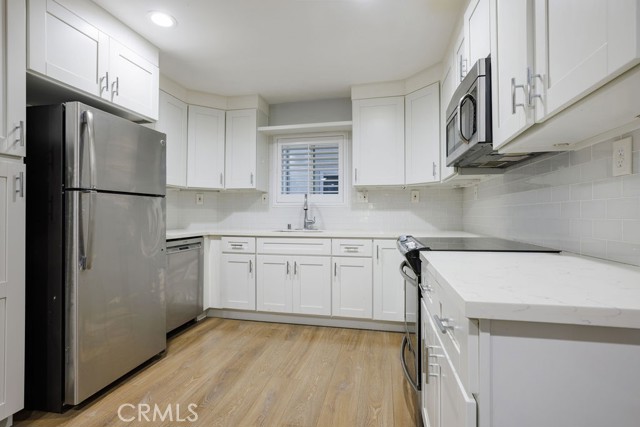 Refrigeration, dishwasher, oven/stove and microwave included in the sale
