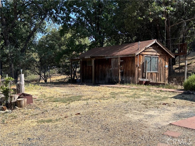 Detail Gallery Image 2 of 5 For 5615 Silver Strand Fall, Mariposa,  CA 95338 - 3 Beds | 2 Baths