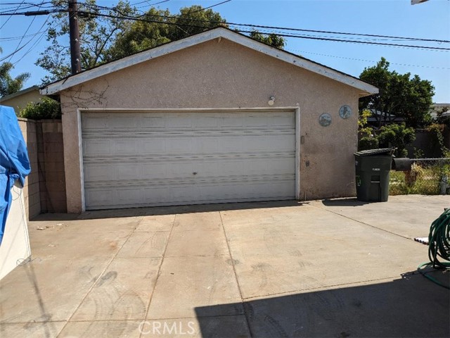 12432 212th Street, Lakewood, California 90715, 3 Bedrooms Bedrooms, ,1 BathroomBathrooms,Single Family Residence,For Sale,212th,IG24111771