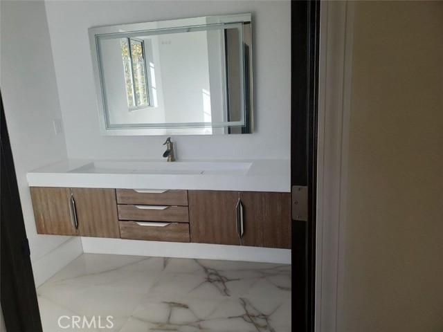 Detail Gallery Image 14 of 38 For 1563 Wynnefield Ave, Westlake Village,  CA 91362 - 5 Beds | 4/1 Baths