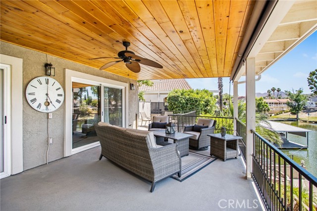 30201 Spray Drive, Canyon Lake CA: https://media.crmls.org/medias/d17617a5-3b3e-4262-bf8b-71f93ce67dee.jpg