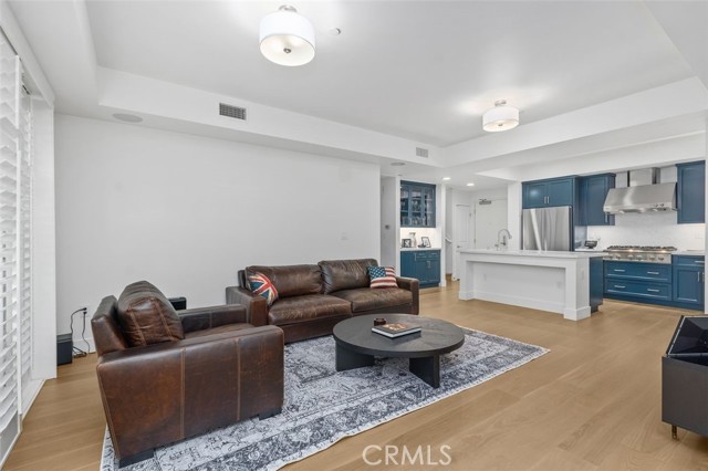 Detail Gallery Image 16 of 40 For 150 the Promenade #202,  Long Beach,  CA 90802 - 3 Beds | 3 Baths