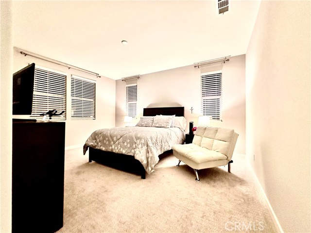 Image 40 of 49 For 4235 Calle Del Vista