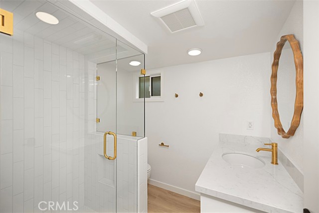 Detail Gallery Image 10 of 11 For 651 Glenneyre, Laguna Beach,  CA 92651 - 2 Beds | 1 Baths