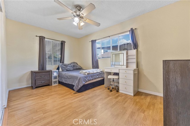 17373 Reed Street, Fontana CA: https://media.crmls.org/medias/d1785d43-affc-414f-88a0-5100bb2c511a.jpg