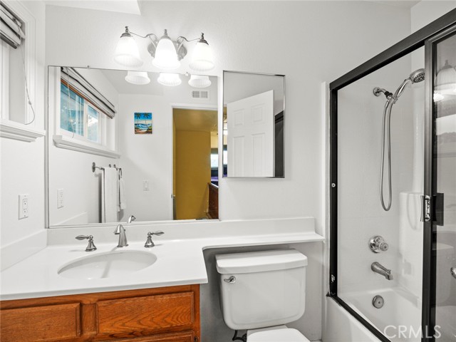 Detail Gallery Image 23 of 39 For 28625 Victoria Rd, Castaic,  CA 91384 - 3 Beds | 2/1 Baths