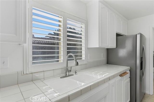 Detail Gallery Image 13 of 32 For 2306 Viso Way, Bakersfield,  CA 93313 - 3 Beds | 2 Baths