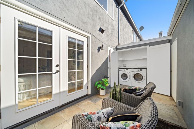 Detail Gallery Image 17 of 26 For 2338 Bunker Hill, Costa Mesa,  CA 92626 - 3 Beds | 2 Baths