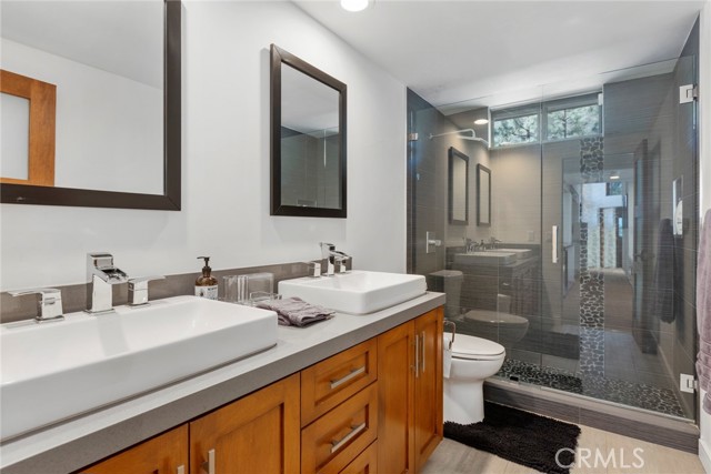 Detail Gallery Image 13 of 26 For 49 Woodhaven Dr, Laguna Niguel,  CA 92677 - 4 Beds | 3 Baths