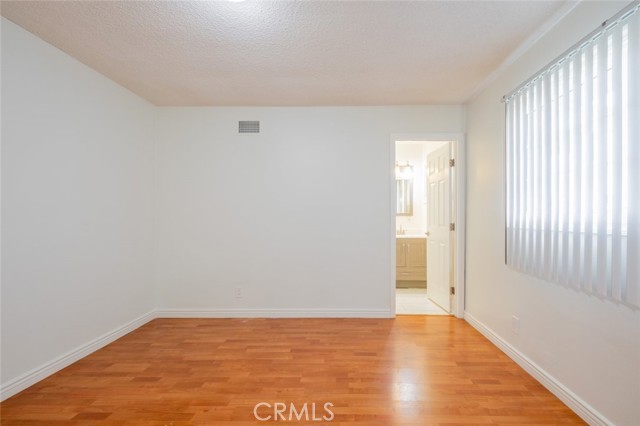 Detail Gallery Image 20 of 30 For 6933 Fallbrook Ave, West Hills,  CA 91307 - 3 Beds | 2 Baths