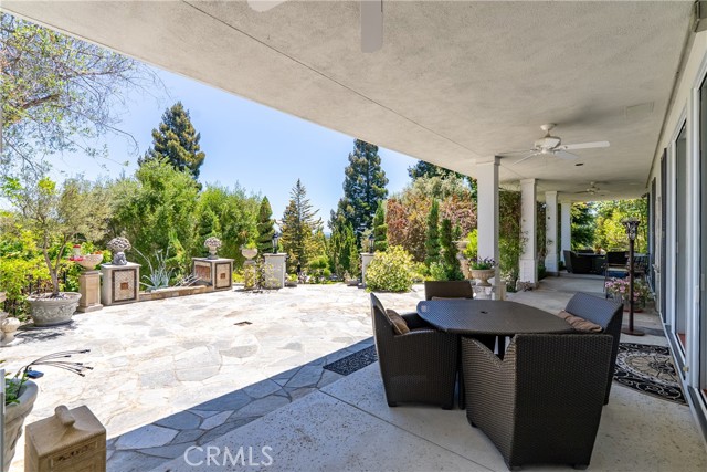 5405 Vineyard Drive, Paso Robles CA: https://media.crmls.org/medias/d17a3359-4c97-4868-8149-7fddd82cde6f.jpg