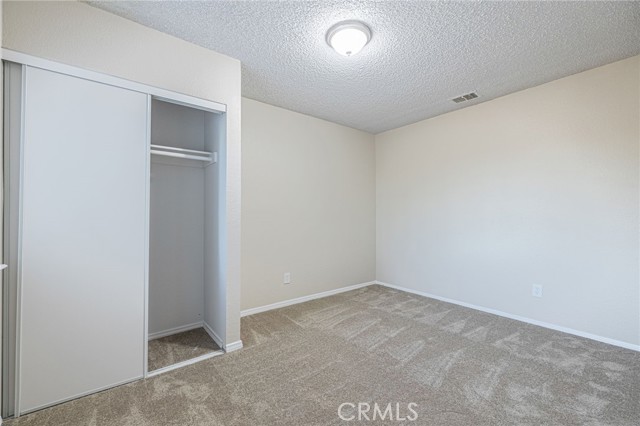 Detail Gallery Image 16 of 49 For 1201 Camran, Lancaster,  CA 93535 - 5 Beds | 3 Baths