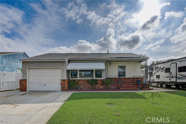 Detail Gallery Image 1 of 1 For 5032 Premiere Ave, Lakewood,  CA 90712 - 3 Beds | 2 Baths