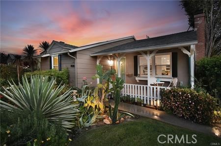 Detail Gallery Image 2 of 20 For 14018 Hesby St, Sherman Oaks,  CA 91423 - 3 Beds | 2 Baths