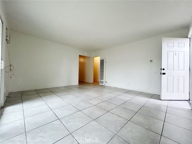 Detail Gallery Image 6 of 17 For 1016 W El Morado Ct #C,  Ontario,  CA 91762 - 2 Beds | 1 Baths