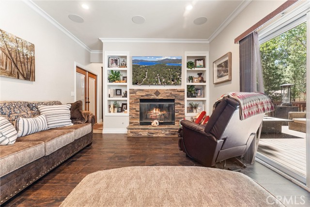 Detail Gallery Image 21 of 69 For 41659 Mockingbird Dr, Big Bear Lake,  CA 92315 - 4 Beds | 2/1 Baths