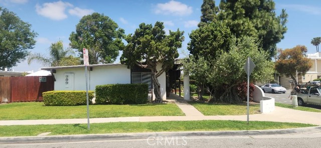 Detail Gallery Image 10 of 13 For 100 Clearbrook Ln #C,  Costa Mesa,  CA 92626 - 1 Beds | 1 Baths