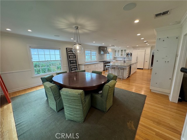 Detail Gallery Image 9 of 40 For 4455 California, Long Beach,  CA 90807 - 4 Beds | 3 Baths